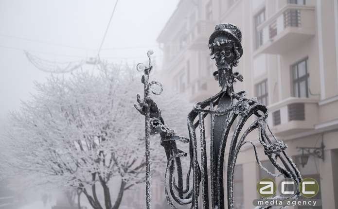 Дощ зі снігом та мороз: яка погода буде цими вихідними на Буковині