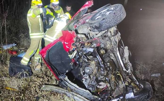 Затисло конструкціями автомобіля: на Буковині у ДТП травмувалися двоє жінок