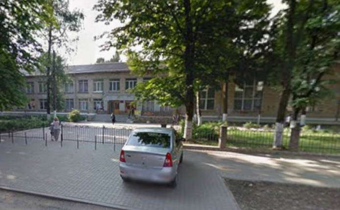 Заборонять паркуватися на одній з вулиць Чернівців: деталі