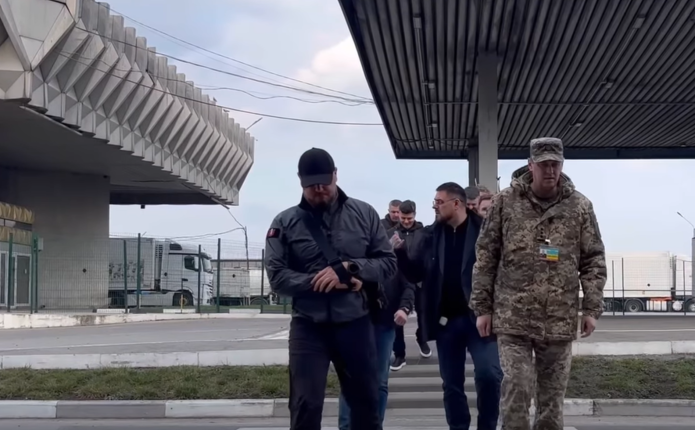 Начальник Чернівецької ОВА перевірив як відбувається модернізація пункту «Порубне – Сірет»