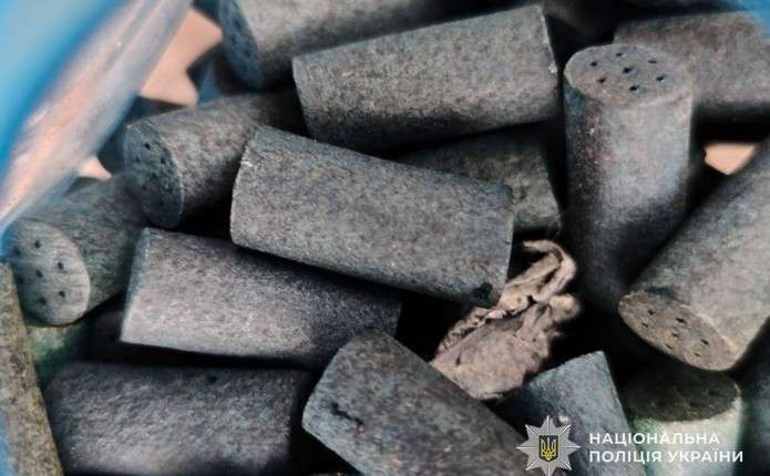 Пенсіонер із Тернопільщини хотів палити піч артпорохом - тепер йому загрожує тюрма