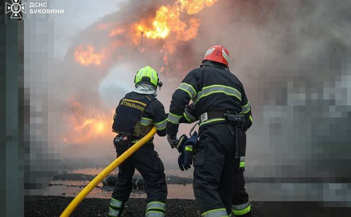 (ФОТО, ВІДЕО) Як на Буковині ліквідовували наслідки ворожої атаки