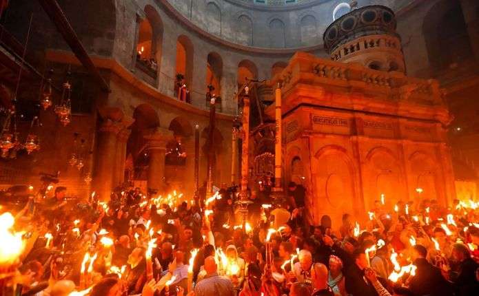 У Єрусалимі сьогодні зійшов Благодатний вогонь