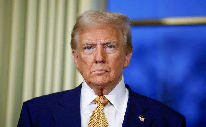 Краса чи життя: Трамп відмовляється від бронижелета, щоб не виглядати товстішим
