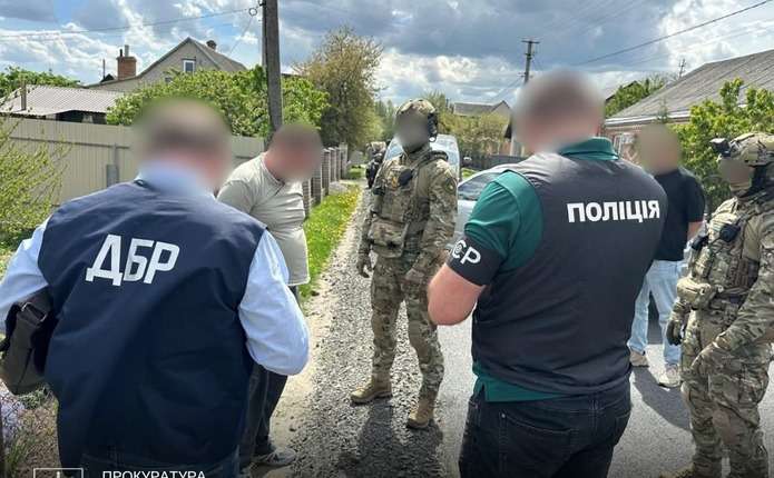 Втікали прямо з військових частин Буковини за $15 тисяч: на території Чернівецької та інших областей діяла схема ОЗГ