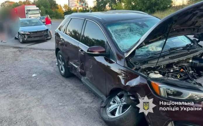 Бізнесмен з Чернівців потрапив у ДТП та ймовірно втік з місця події