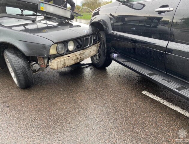У Луцьку BMW протаранив Lexus (Фото)