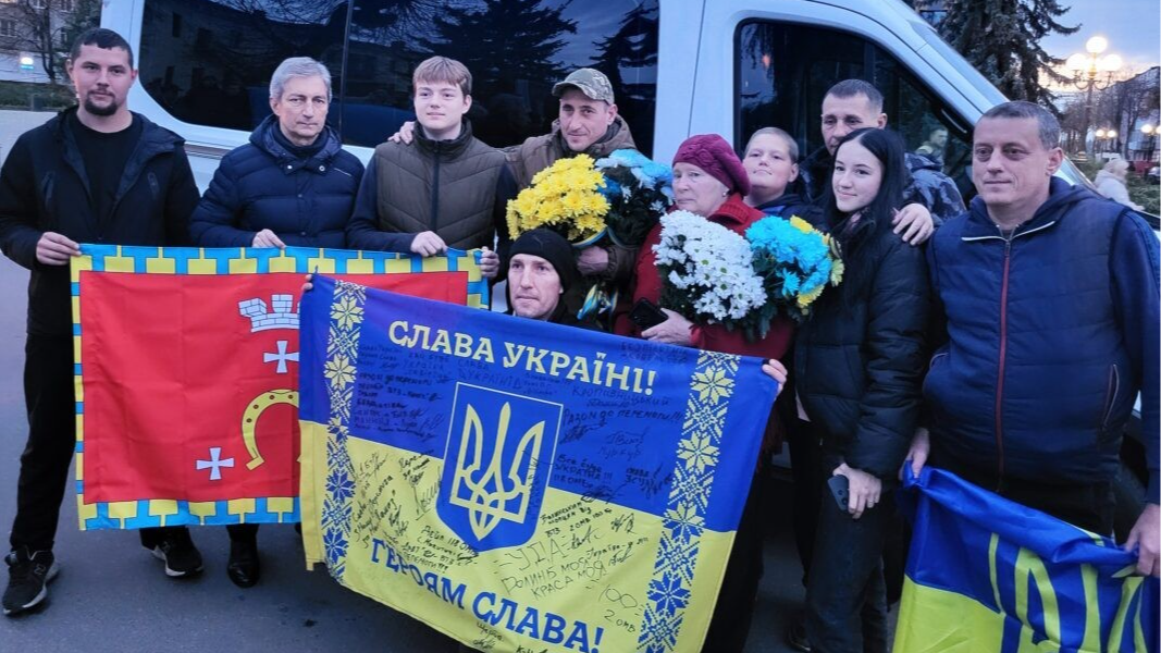 Після трьох років полону додому повернувся Павло Подобед