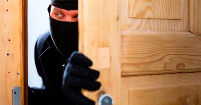 Волинянина, який обікрав будинок і автомобіль засудили на 5 років