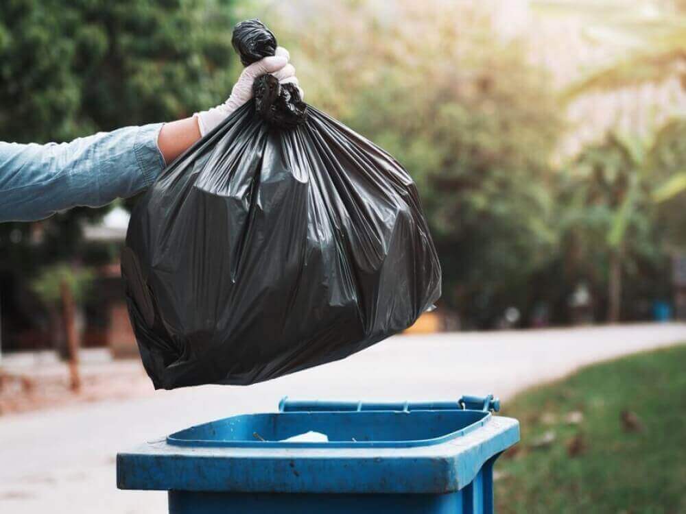 У Луцьку недобросовісні водії блокують роботу комунального підприємства (Фото)