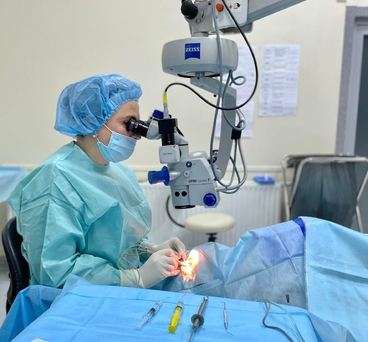 У Центрі хірургії ока проф. Загурського розповіли, що таке імплантація штучного кришталика ока
