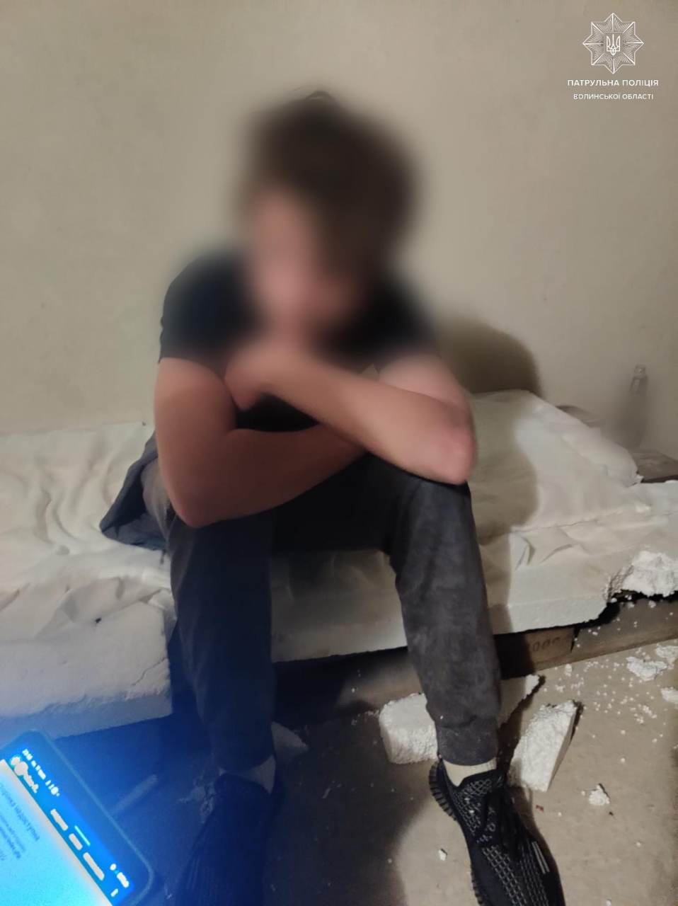 На Волині у підвалі знайшли підлітка