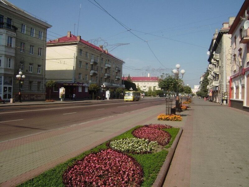 Через спортивні змагання 23 серпня у Луцьку тимчасово зупинять рух на Волі