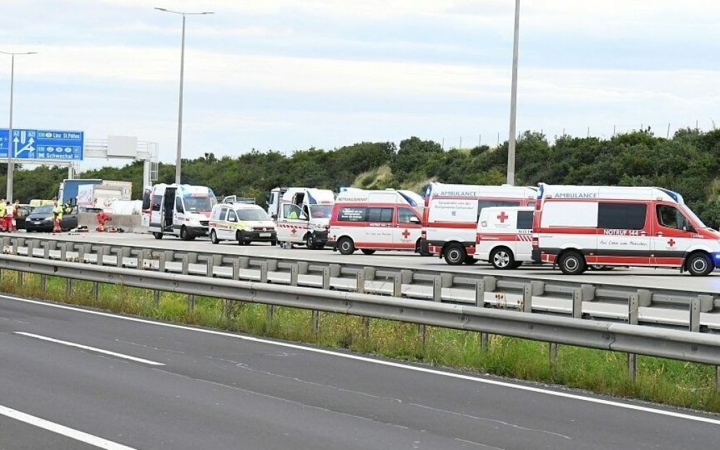 В Австрії загинув 6-річний хлопчик з України, його 2-річного брата вертольотом доправили до лікарні