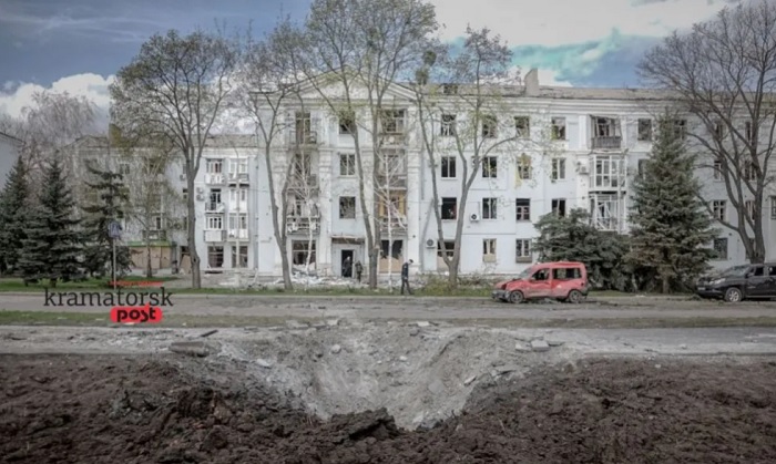 Краматорськ під ударом, 11 квітня: дивіться фото з місця сьогоднішнього обстрілу