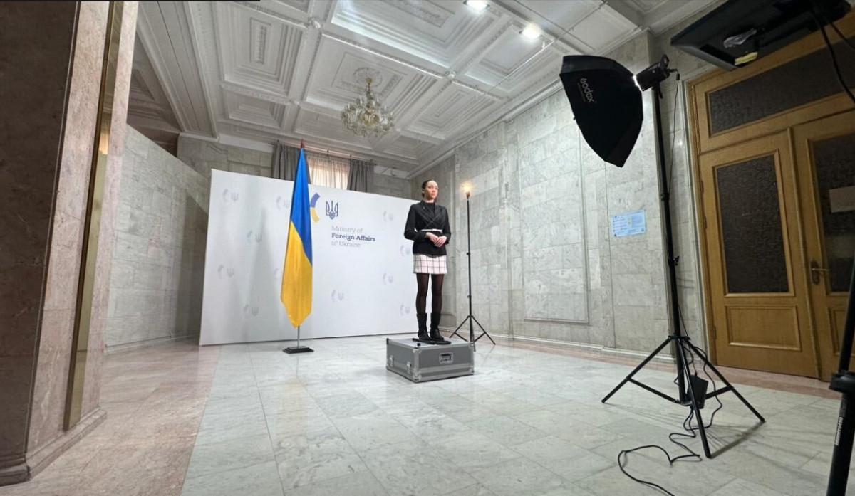 МЗС України запустило ШІ-аватар Вікторію для озвучення офіційних заяв