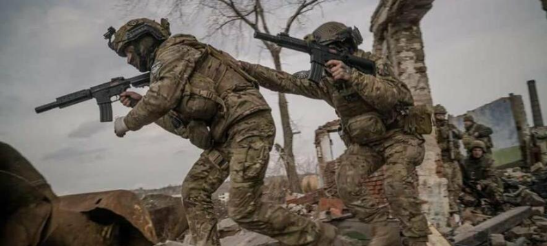 Сирський анонсував розширення рекрутингу іноземців та звільнення військових