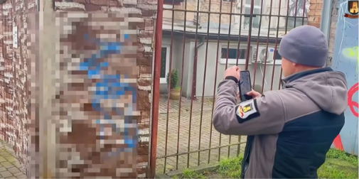 Луцьк «зачистили» від наркореклами: під час рейду виявили 106 написів (відео)