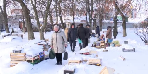 Мороз не зупиняє: що коїться на луцьких ринках (відео)