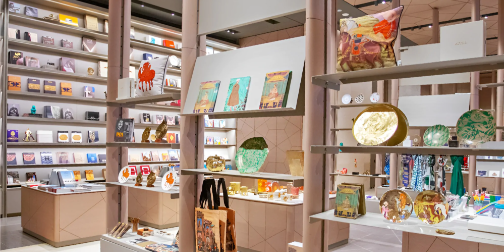 7 магазинів для унікальних подарунків з характером