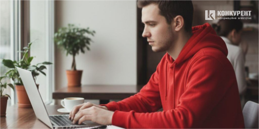 Йдуть на звук генератора: чи приймають у луцьких кафе гостей з ноутбуками (фото)