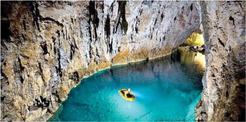 Скільки коштує тур на найбільше у світі підземне озеро, яке відкрив лучанин