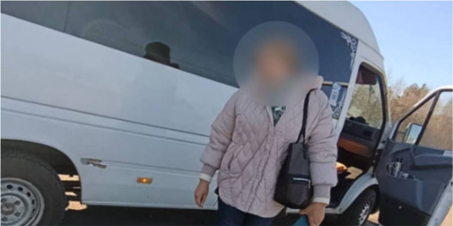 На Волині водій автобуса поїхав, залишивши пасажирку на заправці: жінка подзвонила до поліції