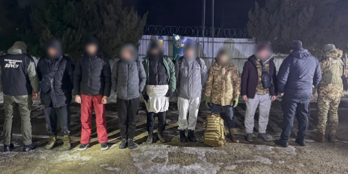 10 тисяч євро за «квиток»: правоохоронці викрили злочинну мережу на кордоні з Румунією (фото)