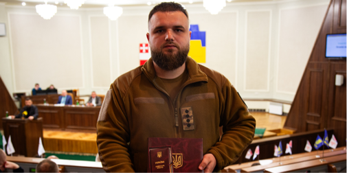 Стримав прорив ворога: волинський нацгвардієць отримав державну нагороду (фото)