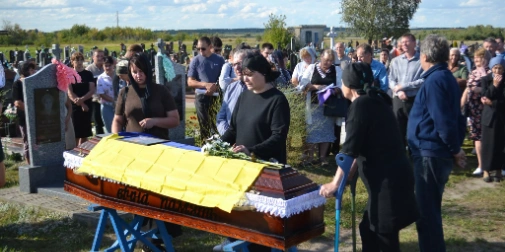 Навіки додому: на Волині попрощалися з загиблим воїном Сергієм Павловським