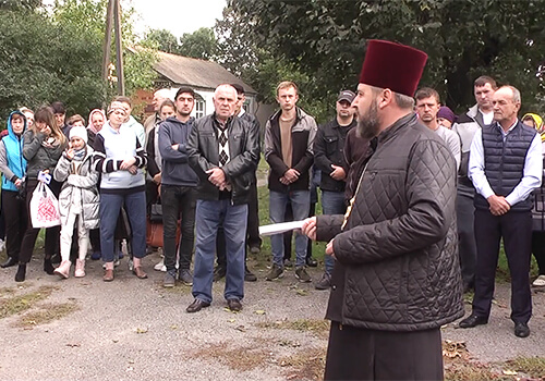 У селі на Шепетівщині відбулися збори щодо переходу до ПЦУ