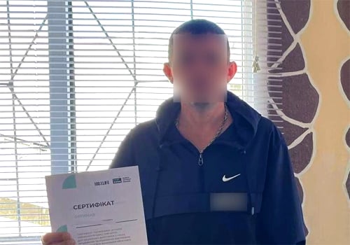 На Хмельниччині двоє засуджених отримали кваліфікацію соцпрацівників: один уже служить у ЗСУ