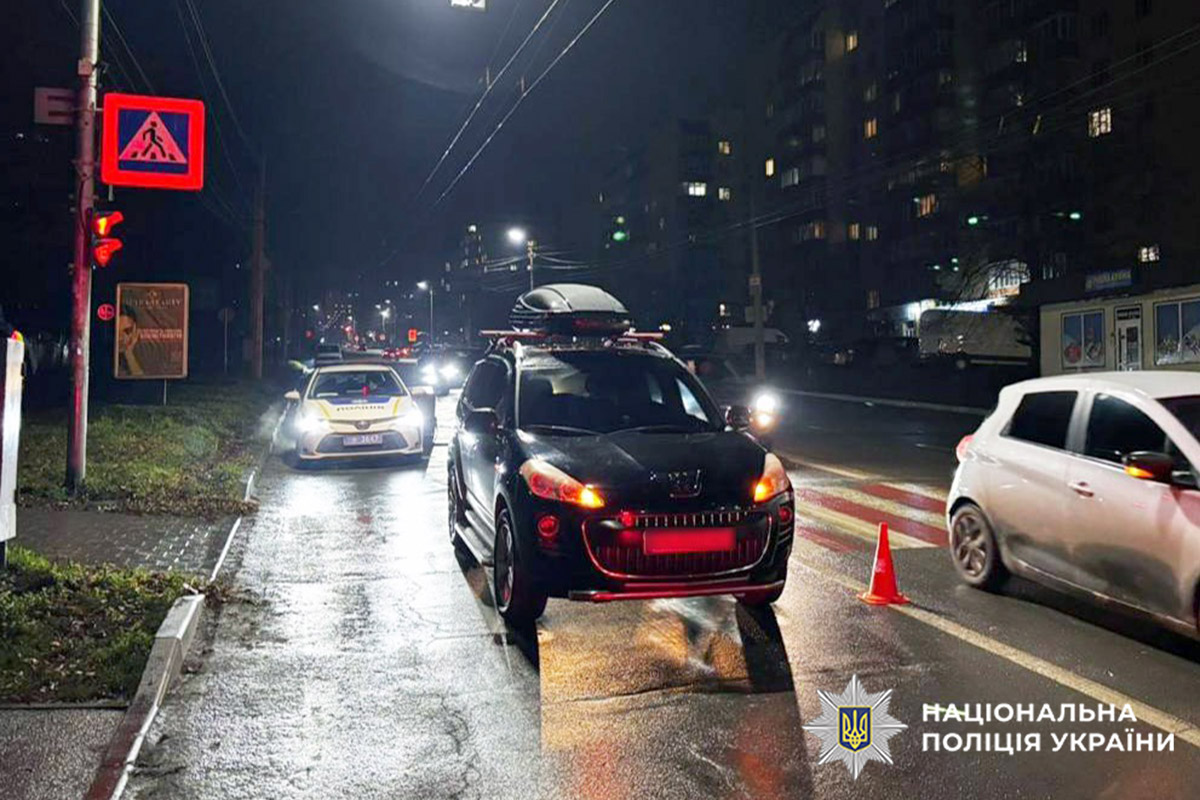 У Хмельницькому п’яний водій збив на пішохідному переході 68-річну жінку