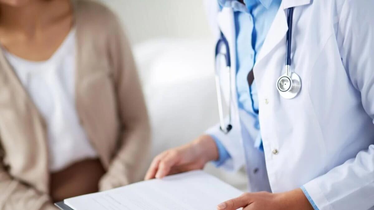 Як на Хмельниччині скористатися програмою безкоштовного обстеження для людей, віком 40+