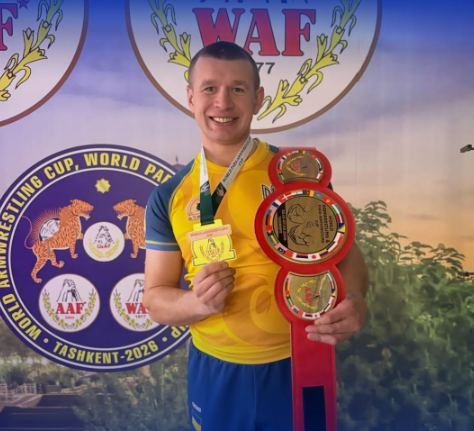 Працівник Хмельницької АЕС Олег Жох став переможцем Кубка світу з армрестлінгу