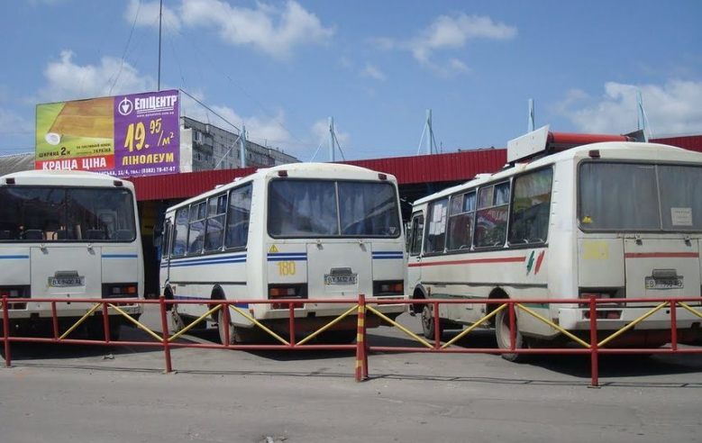 У Хмельницькому районі подорожчав проїзд у приміських автобусах