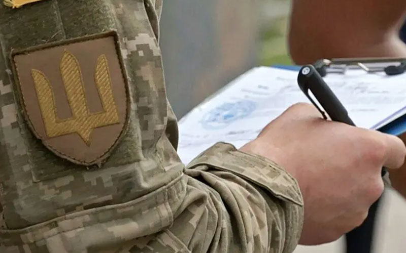 На Хмельниччині чоловік напав на військовослужбовця ТЦК під час перевірки документів