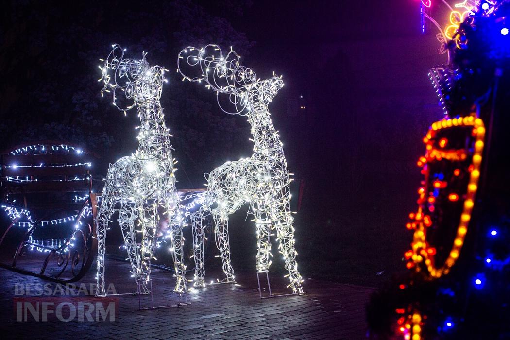Новорічна казка в Аккермані на тлі темряви ворожих атак: як святкова атмосфера може стати “пальним” для психологічного здоров’я