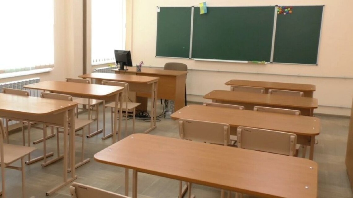 У зв’язку з погіршенням погодних умов в Україні тимчасово обмежено очний освітній процес