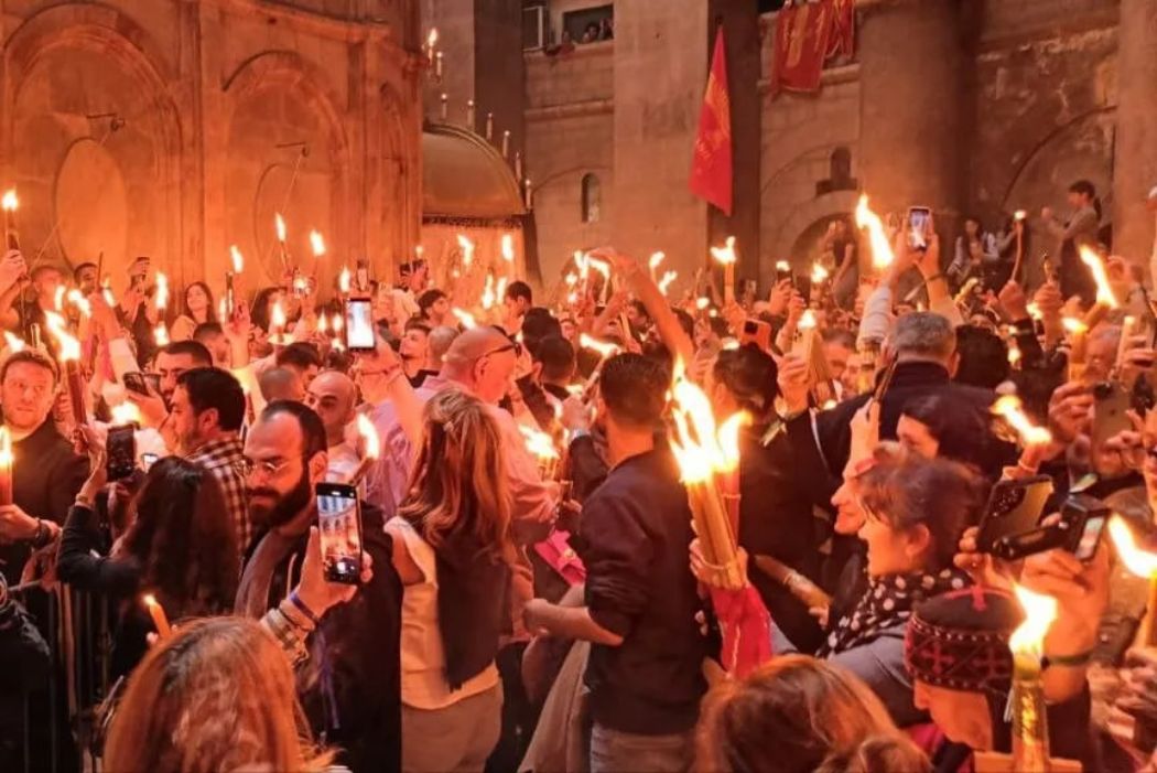 Головна Великодня Святиня зійшла в Єрусалимі: коли чекати в Україні
