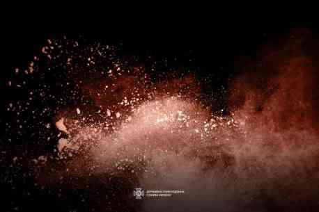 Атака на пасажирський потяг: у Сумському районі безпілотник влучив у локомотив