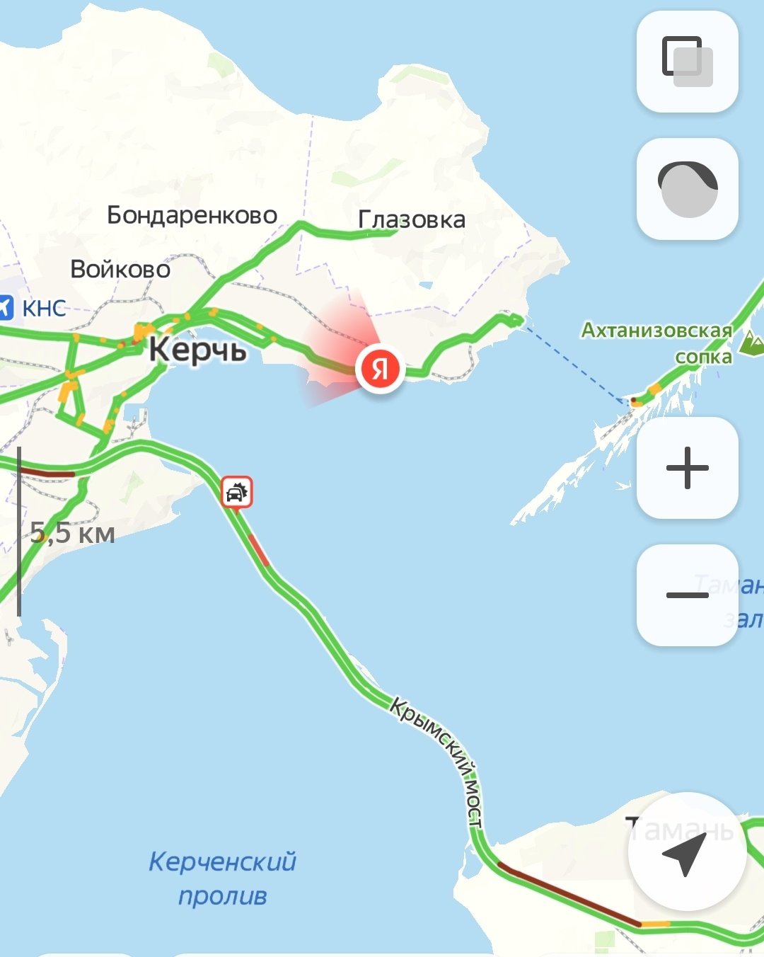 Из-за ДТП на Крымском мосту затруднено движение транспорта
