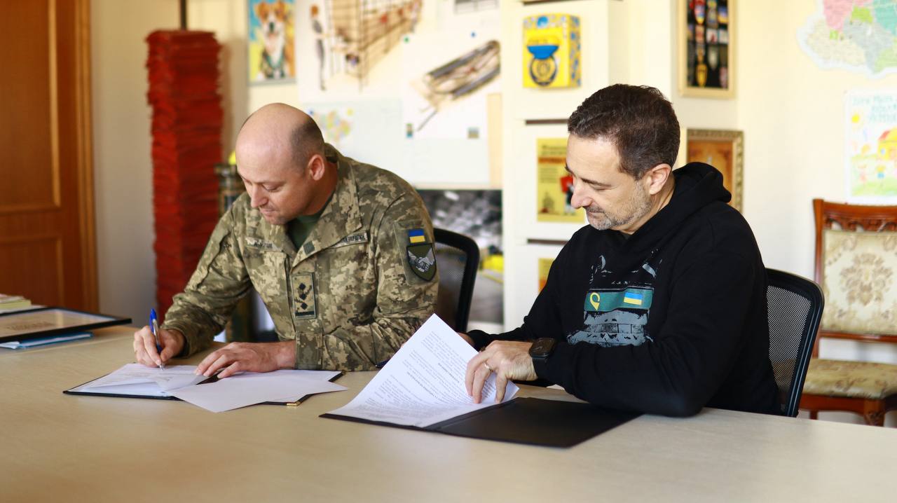 «Укрпошта» безкоштовно доставлятиме речі загиблих і зниклих військових родинам