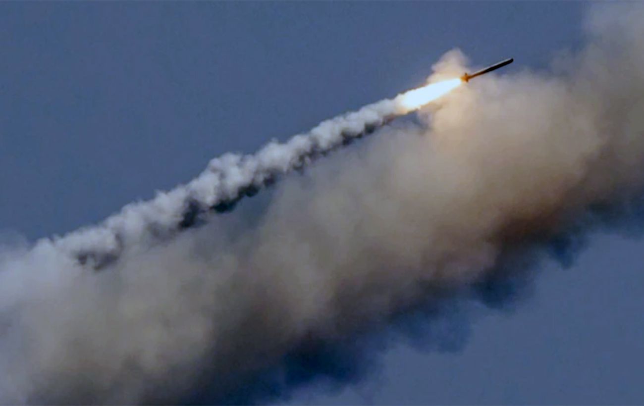 23:51 Воздушные силы сбили ракету, БПЛА и вертолет оккупантов на Луганском направлении