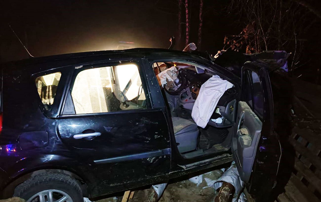 У Чернігівській області сталася смертельна аварія на блокпості (фото)