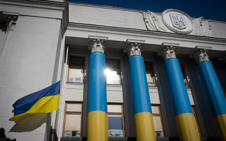 Рада не дозволила народним депутатам Шипайлу і Жупаніну скласти мандат