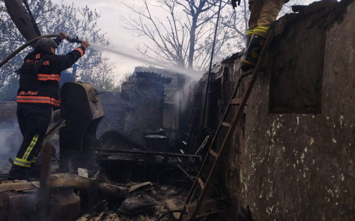 На Херсонщині рятувальників, які ліквідовували наслідки обстрілу, атакували ворожі БПЛА