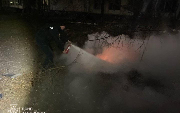 Рятувальники ліквідували наслідки дронової атаки у Запоріжжі