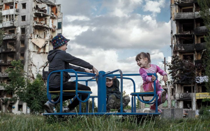 ОВА: у зоні примусової евакуації на Донеччині залишаються 600 дітей