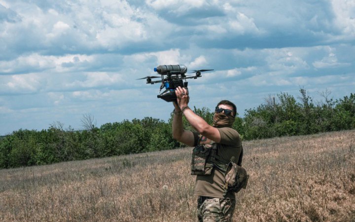 Перші іноземні добровольці ББпС "Спалах" уже пілотують дрони, - Сухопутні війська